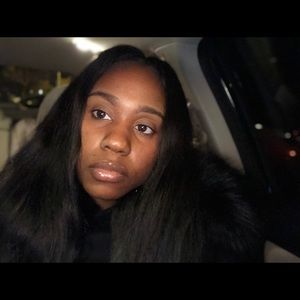 Meet your Posher, Antionette